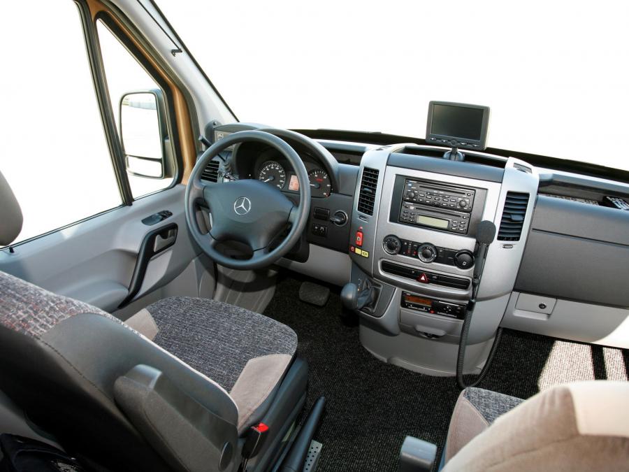  Mercedes-Benz Sprinter Travel 65 2006 года  (фото 12 из 15)